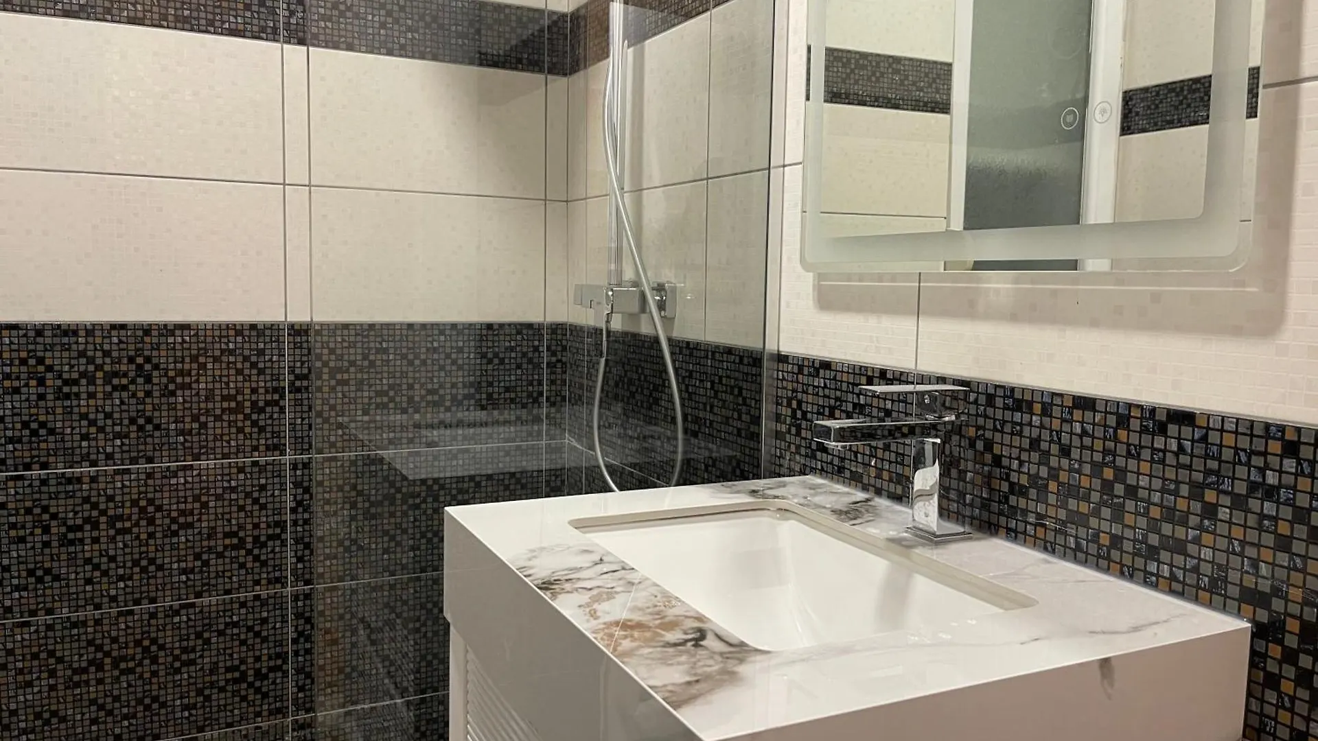 Apartamento Hideaway In The Heart Of Tirana